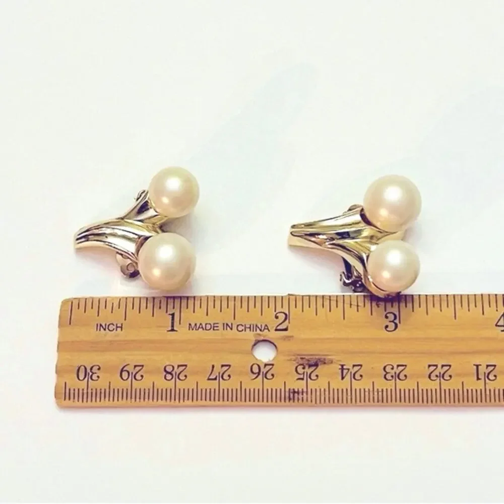 Vtg 50s Mid-Century Trifari Faux Pearl Clip-on Earrings Gold Tone Signed
